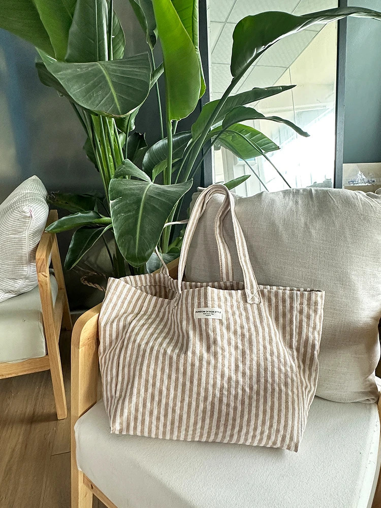 Environmentally friendly folding khaki striped pattern shopping bag for female college students shoulder bag 250311