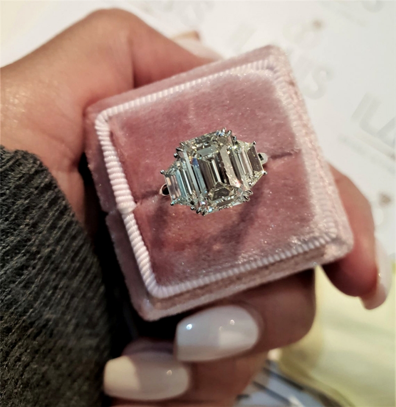 Jewelry 3.0 Carat Emerald Cut Lab Grown Diamond Square Engagement Ring IGI Certified Trapezoid Cut Side Lab Diamonds 0.20 Carats Each 14K Solid Gold R