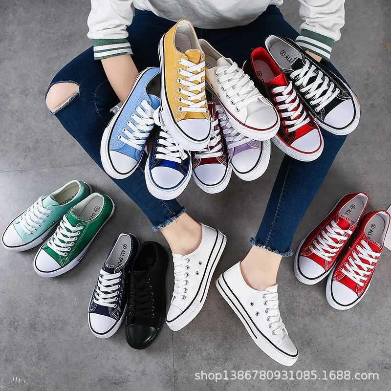 Fashionable womens canvas flat shoes for spring and summer new styles fashionable womens casual canvas breathable thick soled sports shoes Y250315