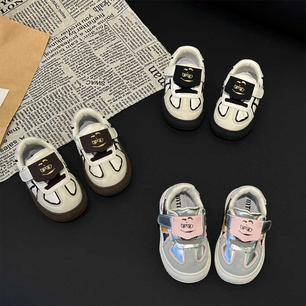 Athletic Outdoor Girls board shoes spring and autumn styles childrens casual shoes boys moral training shoes children aged 13 baby soft soled walking 