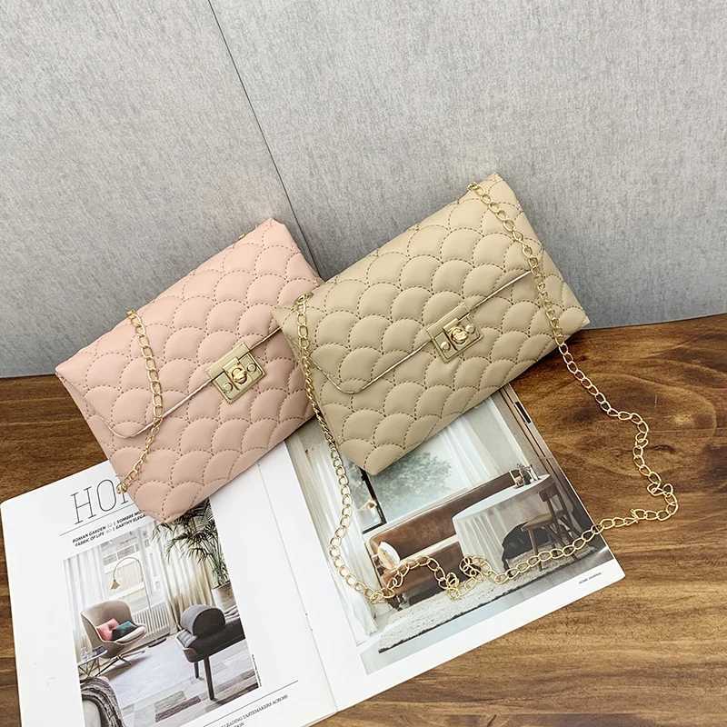 Womens Bag 2024 Simple Embossed Small Square Bag Foreign Trade Wholesale Small Bag Diamond Chain Bag Y250315