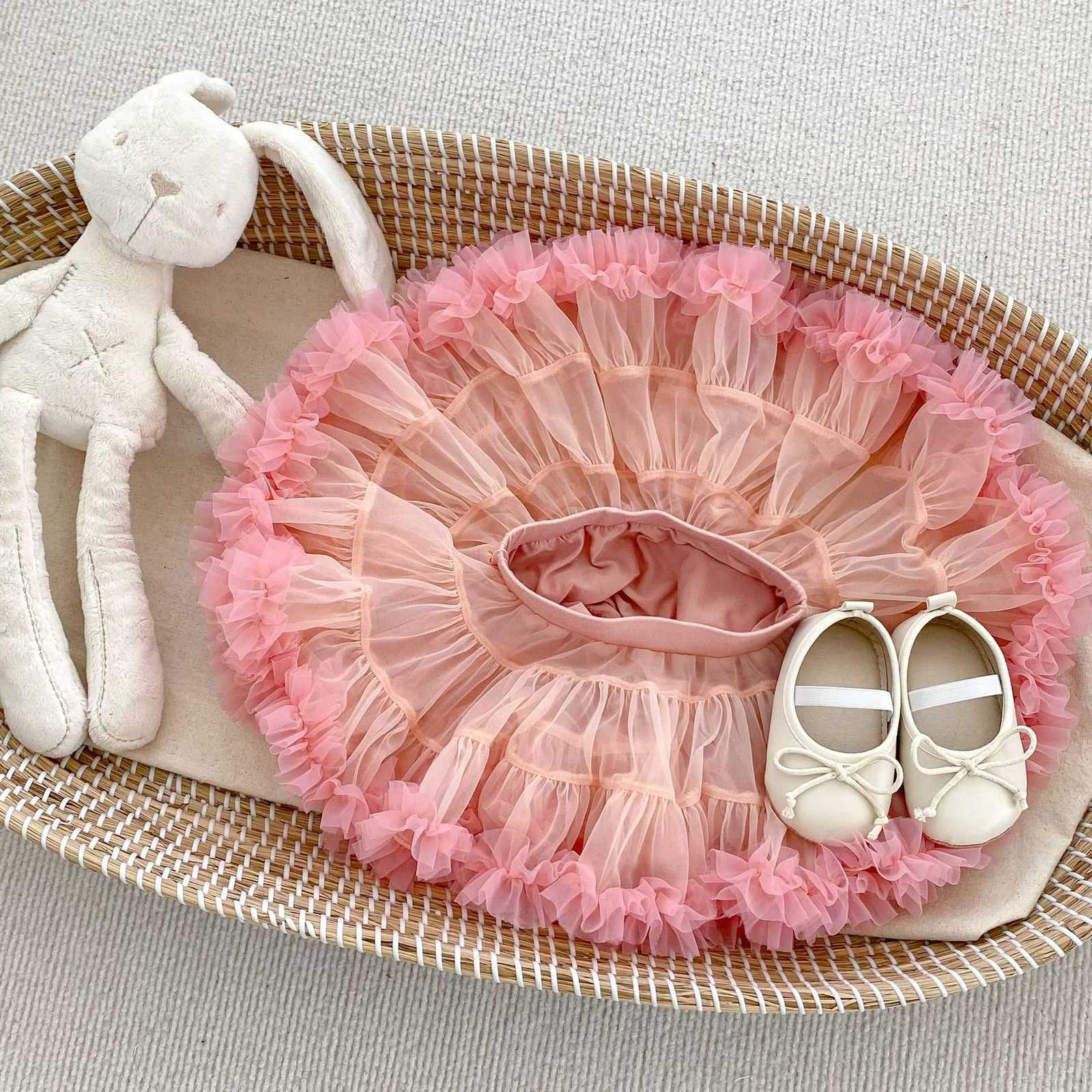 Girl's Dresses Ins summer girl baby half skirt set cute little camisole top+mesh fluffy cake skirt two-piece set