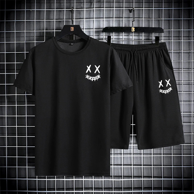 Smiling face mens summer sports suit round neck short sleeved T-shirt five quarter shorts slim fit fashion two-piece set 250310