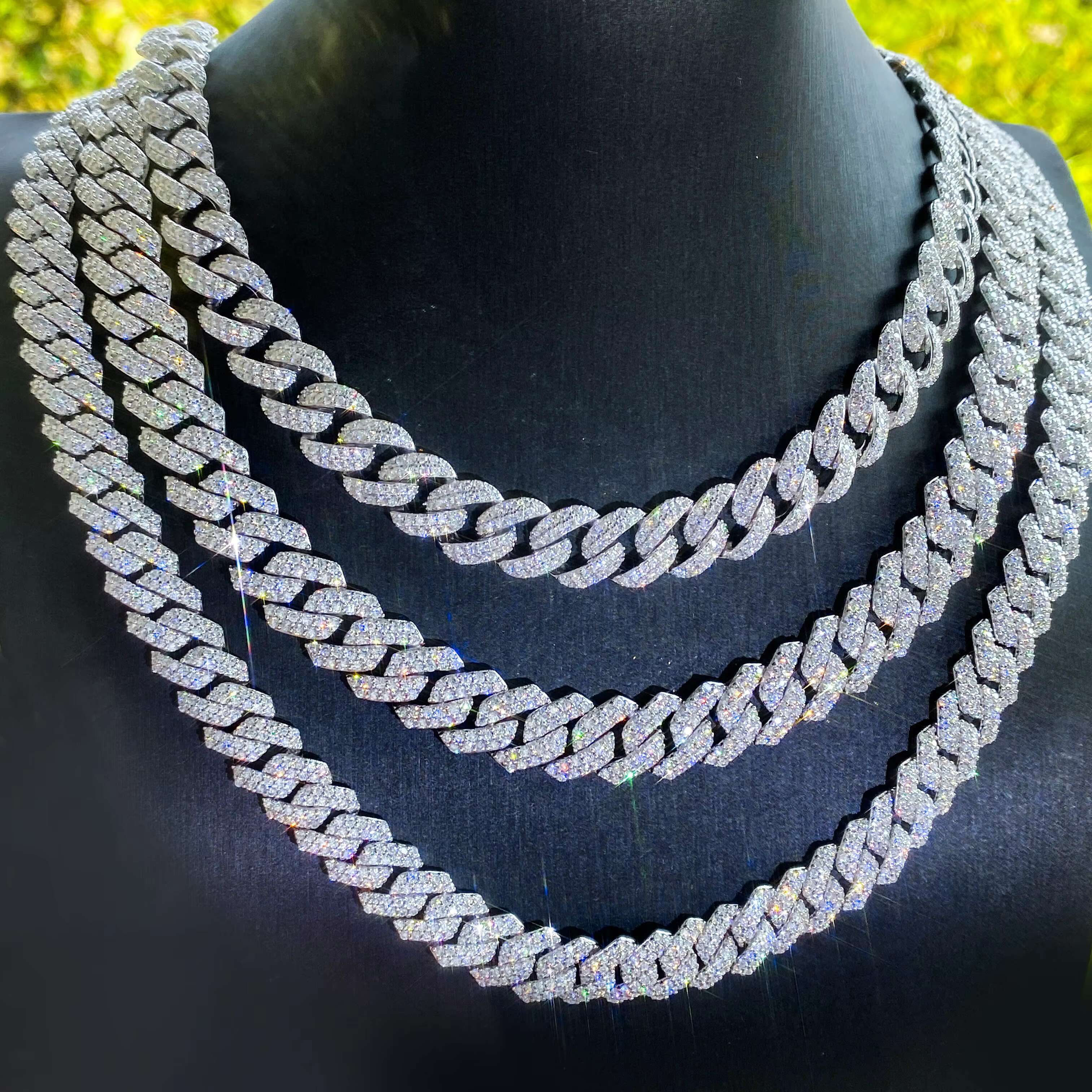 Hiphop wide12MM Sterg Sier Iced Out Dia Cuban Necklace Bussdown D VVS Moissanite k Chain