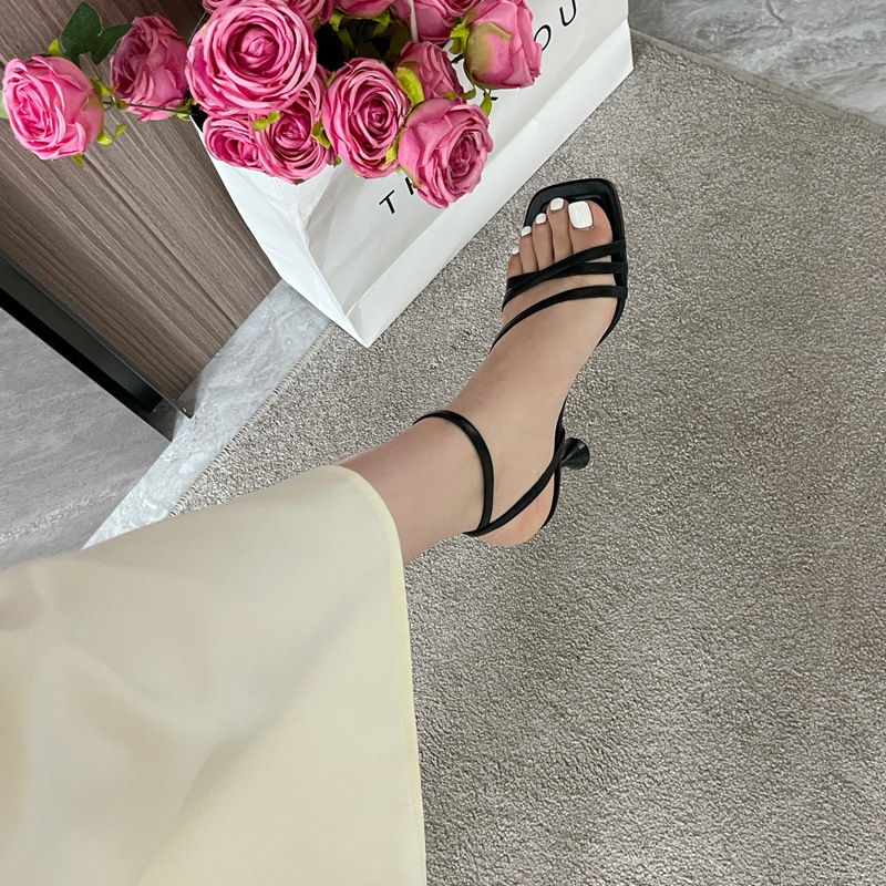 Feng Lu Toe Square Head High Roman Sandals for Women's Spring/Summer 2024 New Fashion Slim Heel Buckle Shoes ddmypanda