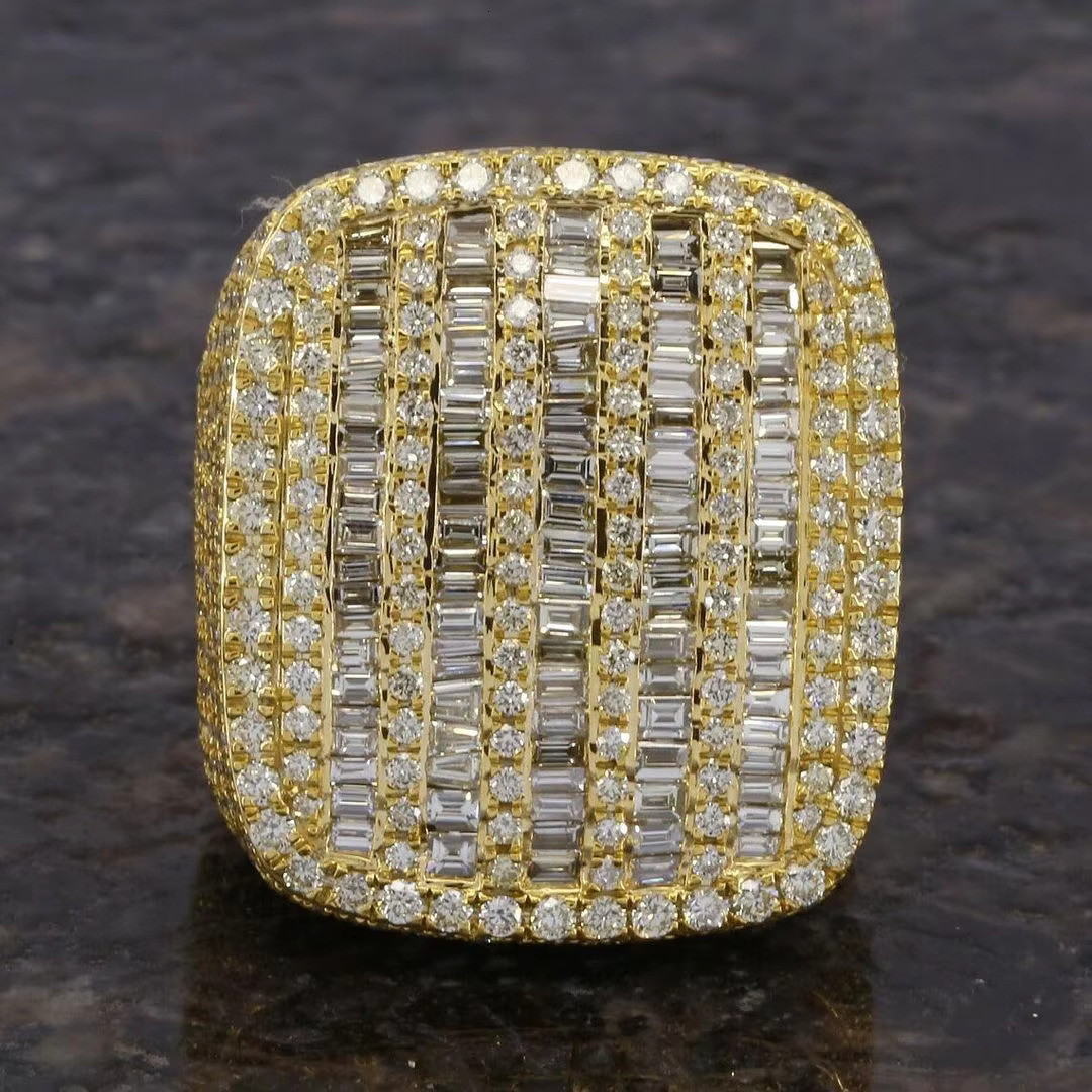 Sparkling Round and Baguette Cut VVs Lab Grown Diamonds Iced Out Hip Hop 10K Yellow Gold Ring for Men