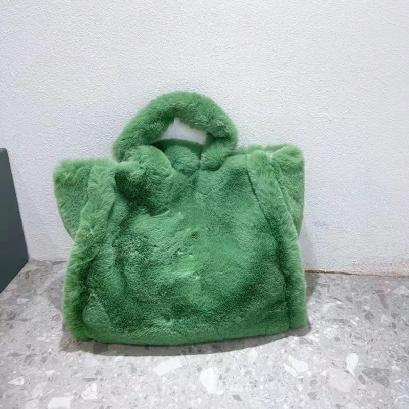 Soft Plush Korean Version, Niche Design, Women's Shoulder Fashionable Handbag, Big Bag, Hot Selling