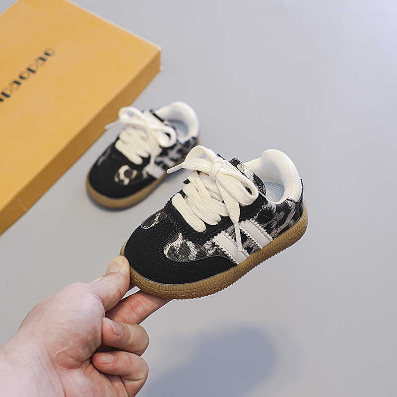 Athletic Outdoor Korean version of German training shoes for boys and girls baby board shoes versatile and comfortable leopard print childrens walkinY