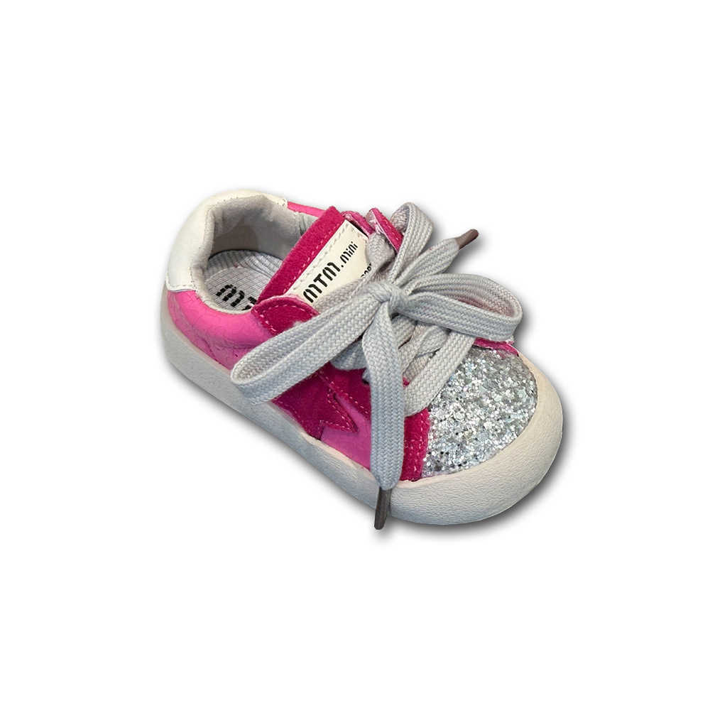 Athletic Outdoor Childrens board shoes Spring and Autumn new style girls star shoes boys sports shoes baby soft soled walking shoes 0-1-2 year old bab