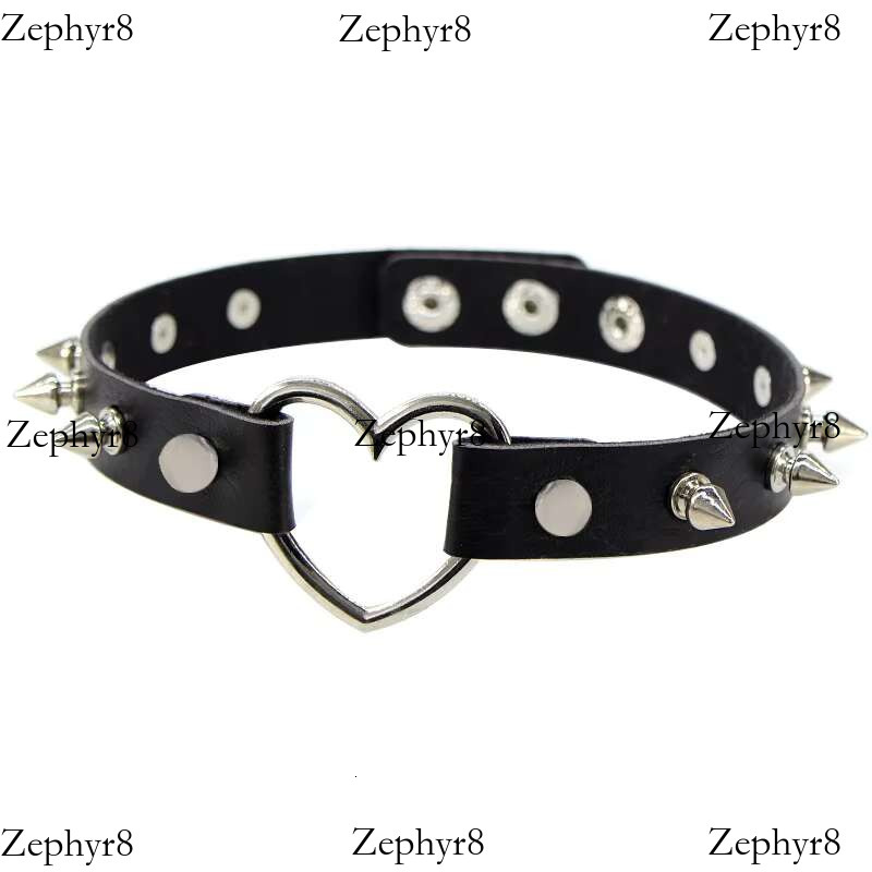 2025 New model Women Men Cool Punk Gothic Goth Spike Heart Shape Biker Choker PU Leather Collar Studded Rock Necklace