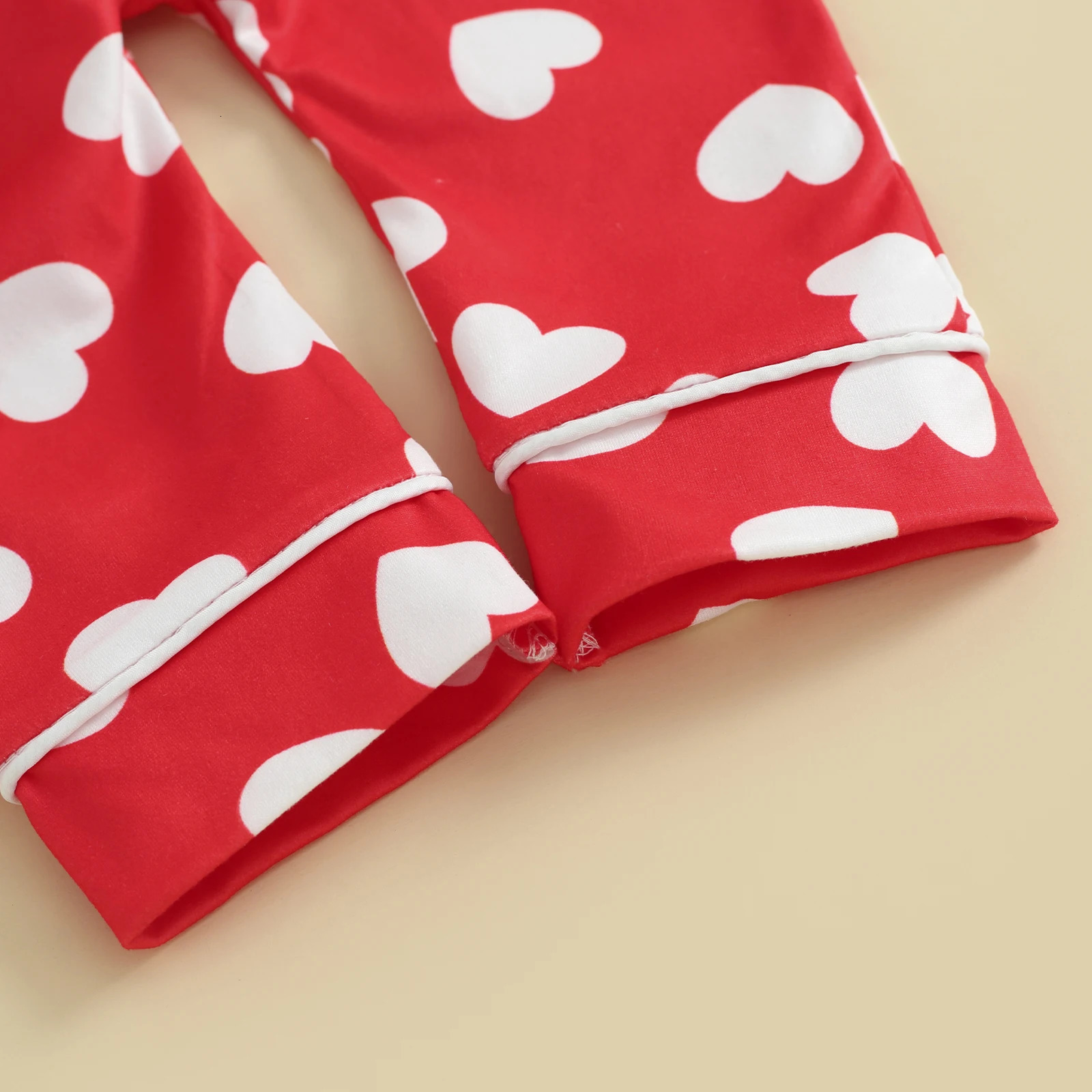 Long Sleeve Baby Boys Girls Sleepwear Pajamas Jumpsuits Lapel Collar Heart Print Button Up Rompers born Loungewear Clothes 250314