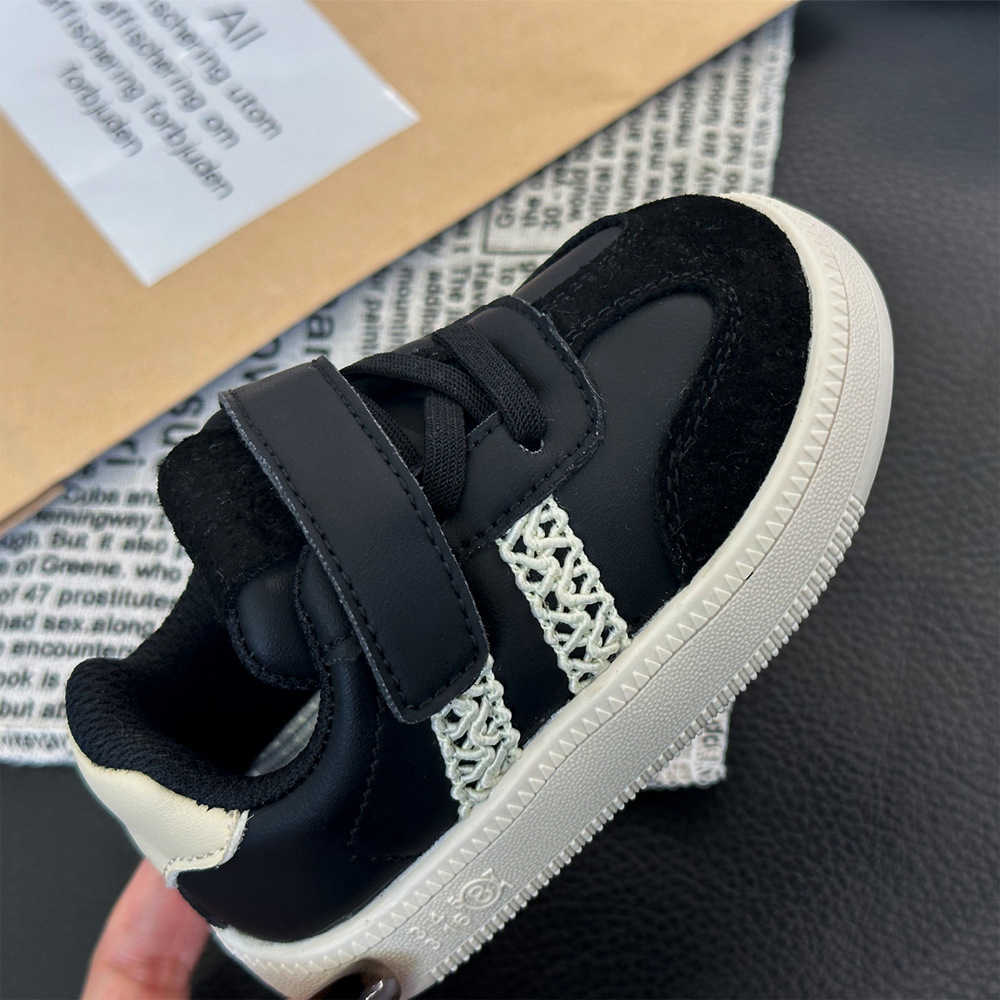 Athletic Outdoor Girls moral training autumn new style childrens board soft soled walking boys casual baby shoes trend C260130