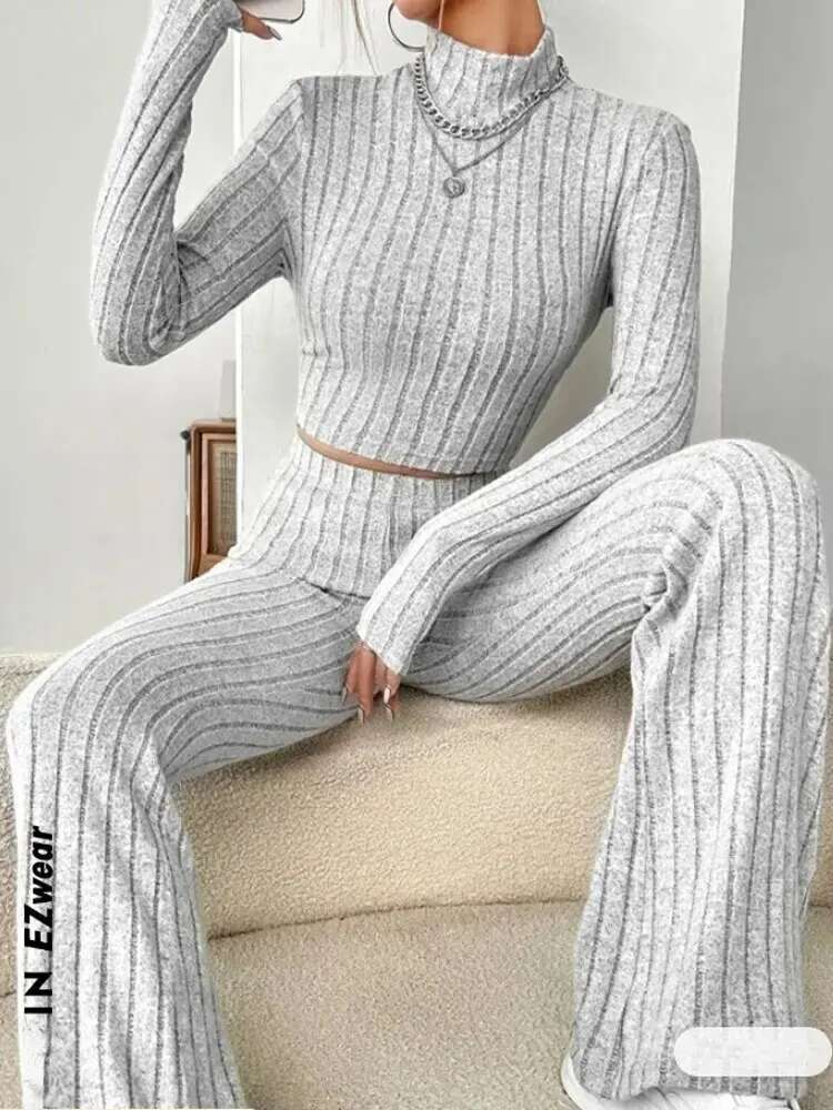 Stand Collar Navel T-Shirt And Trumpet Pants