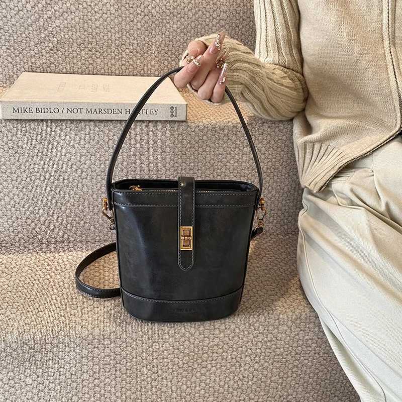 Ladies Classic Luxury Hand Bags Designer Women Leather Shoulder Bag Crossbody Bag Messager Popular Elegant Y250315