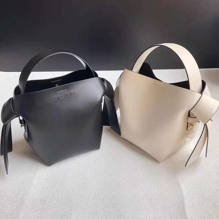Fashion Brand Leather Women's Shoulder Bag High Quality Striped Handheld Bucket Bags Simple Pure Colour Versatile Ladies Handbag