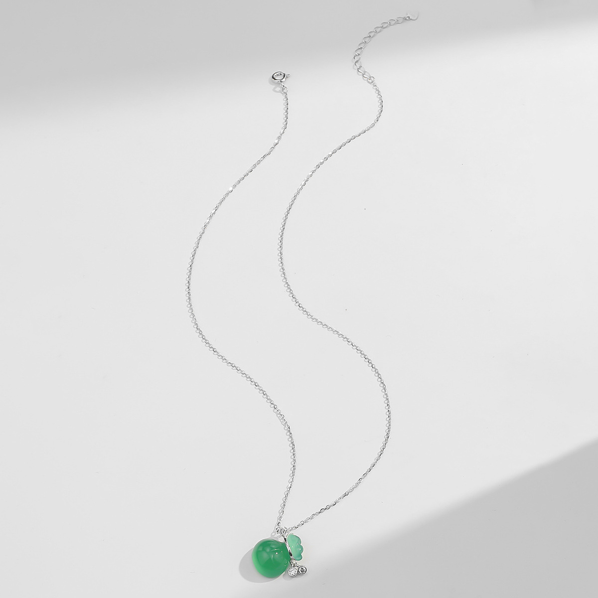 S925 Necklace Female Network Red Emerald Chalchalide Lucky Bag Zircon Small New Design Sense Sterling Silver Temperament Necklace