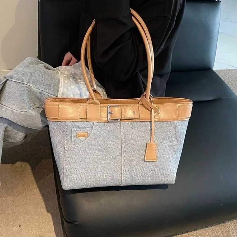 High end minimalist retro leather cross body bag suitable for womens fashionable texture designer handbags elegant party commuting handbags Y250315