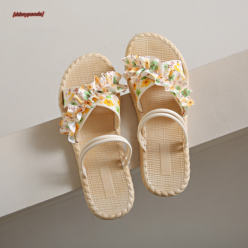 New floral slippers women, versatile for summer wear, women's flat bottomed non slip female student fashion sandals, beach shoes ddmypanda