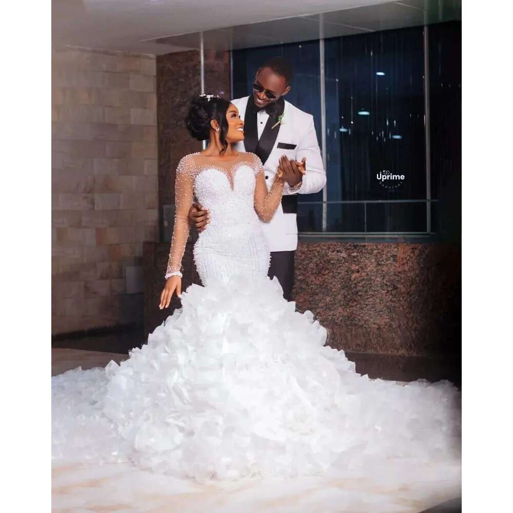 Customized bright heavy pearls open back arabic dress aso ebi wedding dresses with ruffled tires removable