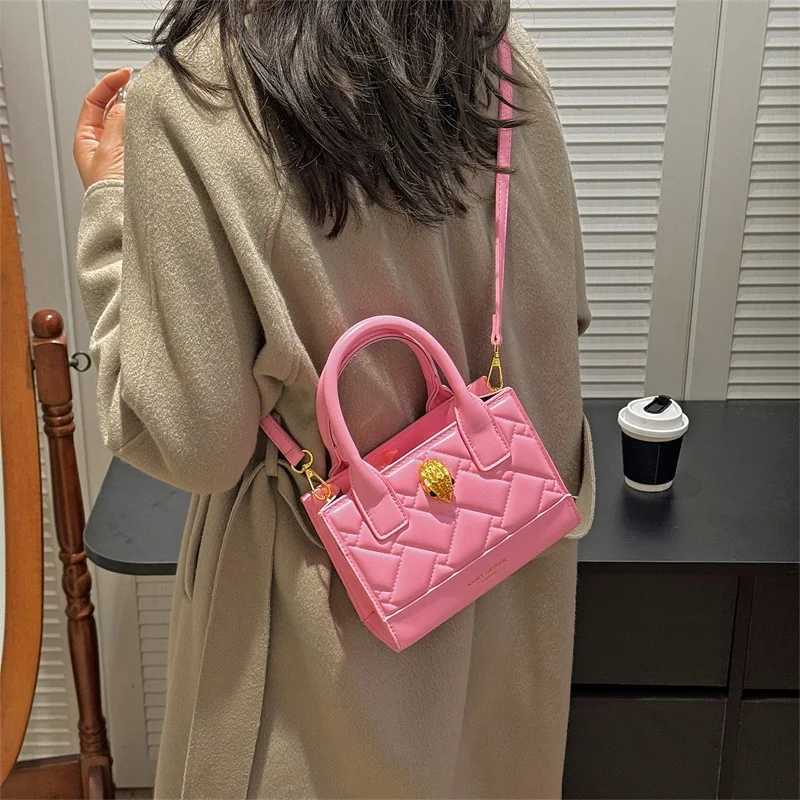 Luxury commuting leather - stylish cross body wallet with letters retro minimalist casual shopper handbag Y250315