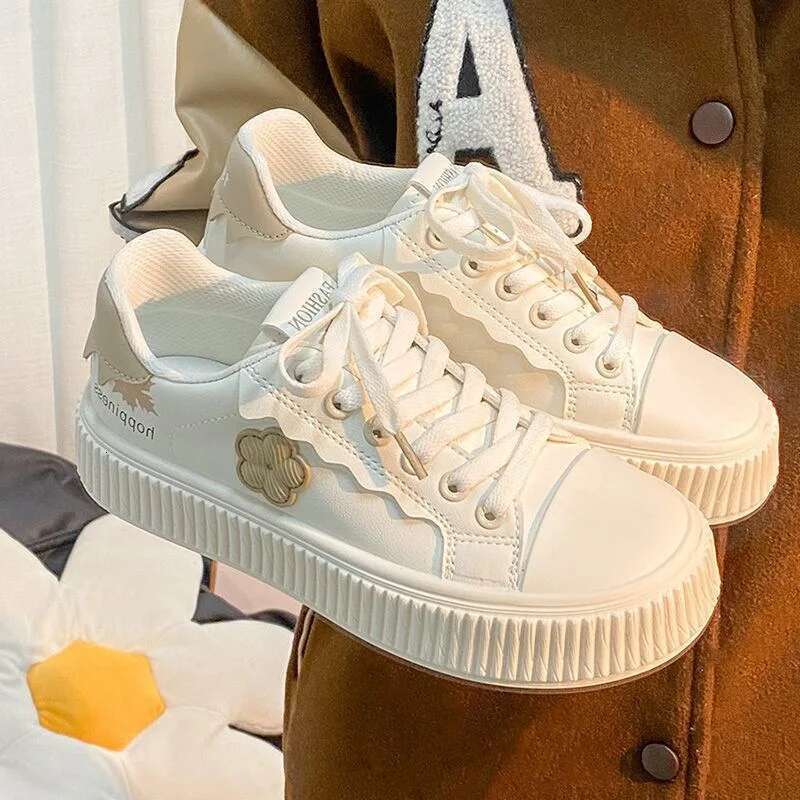 2025 New Women's Sports Shoes Designer Trendy, Fashionable, Breathable, Multi functional, Lightweight, Casual, White Small Shoes with Height Incr