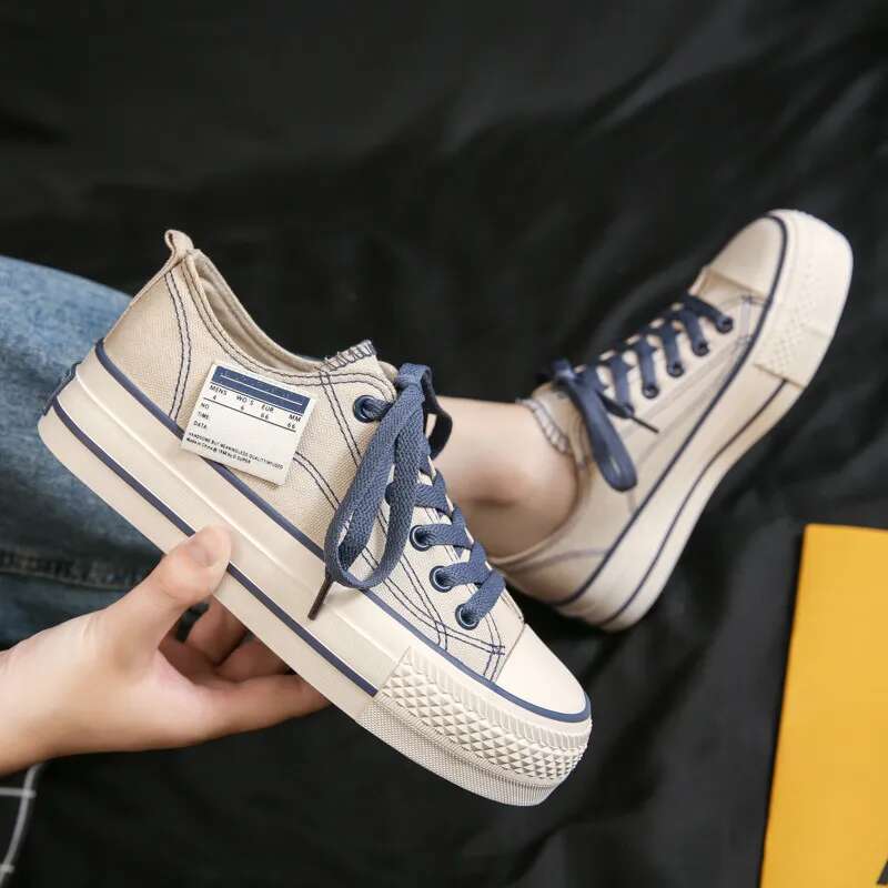 2025 new solid color low top Korean style casual canvas designer trendy and fashionable women's multifunctional thick soled shoes enhance figure1