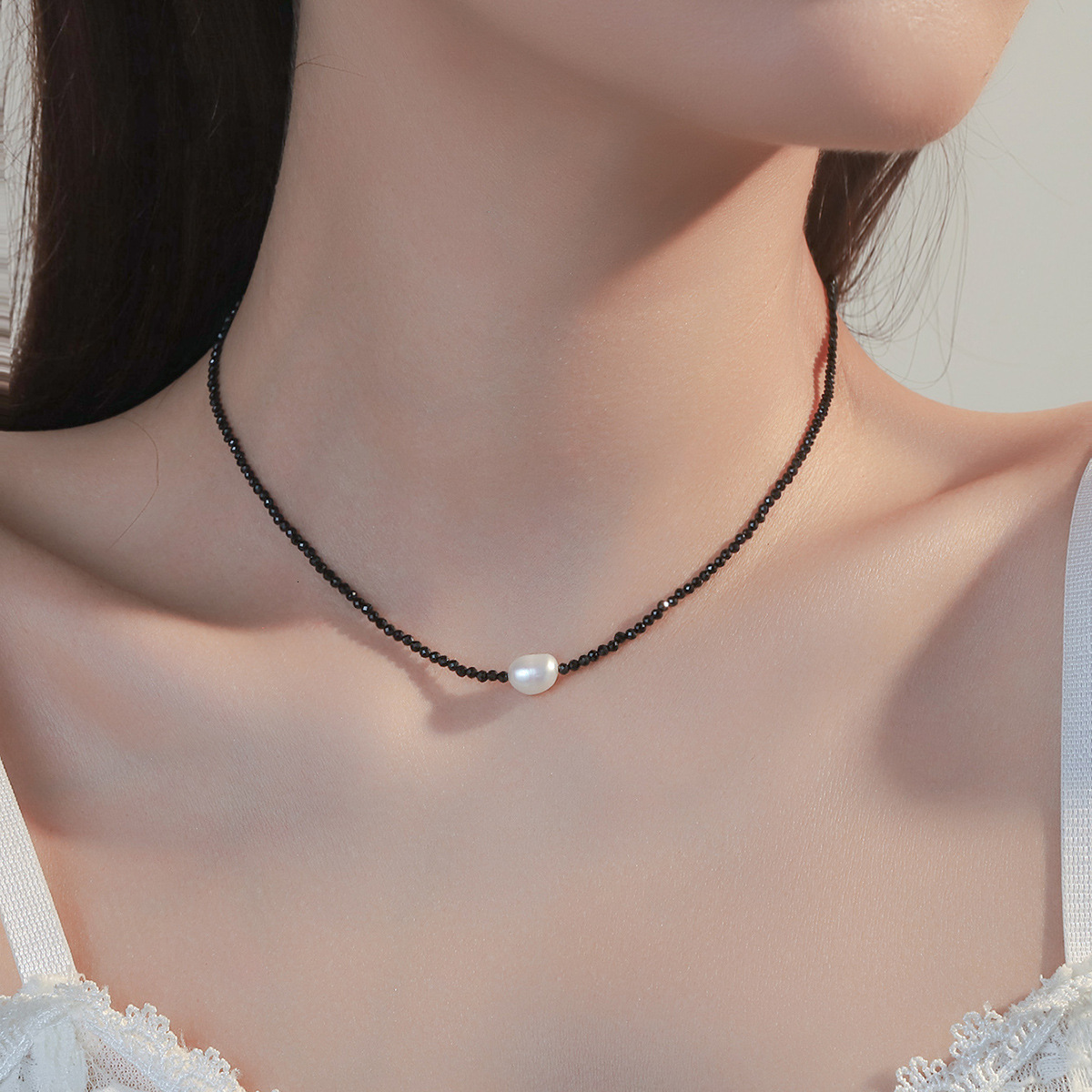 Necklace For Women Korea And Korea S925 Sterling Silver Ins Ethos Personality Black Crystal Fresh Water Pearl Necklace Collar Bone Chain Neck Ornament