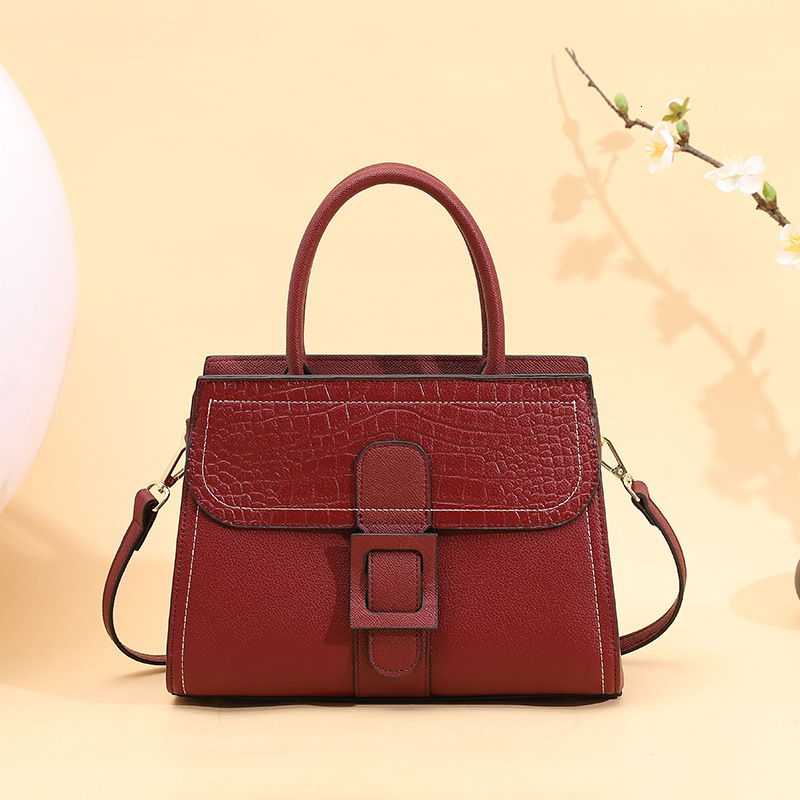 High End Handbag For Women 2024 New Fashionable Mother Bag, Middle-Aged Handbag, Large Capacity Genuine Leather Lychee Patterned Bag