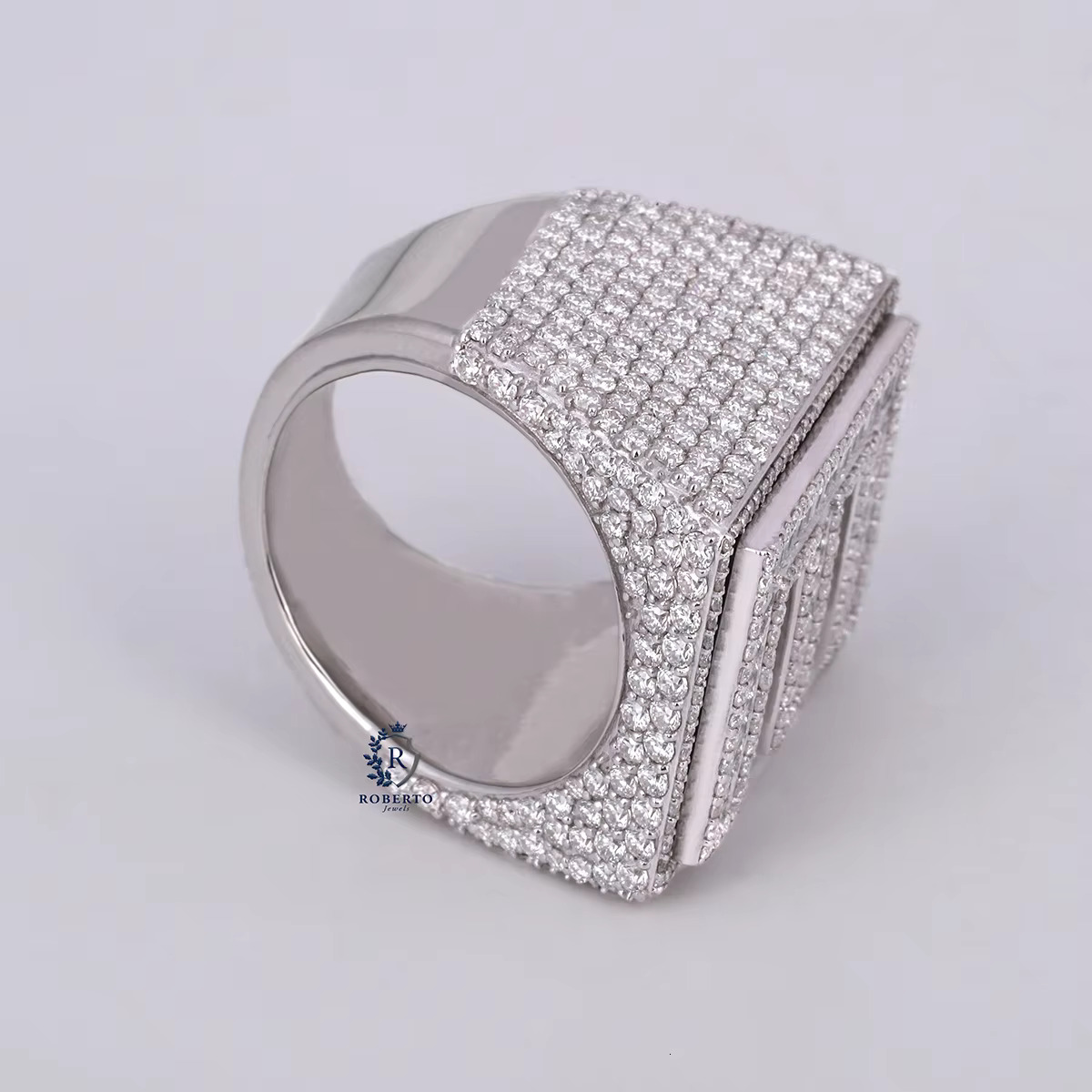 Hot Selling Mens Hip Hop Ring Collection Crafted in VVS Clarity Moissanite Diamond Sterling Silver for Engagement New Fashion