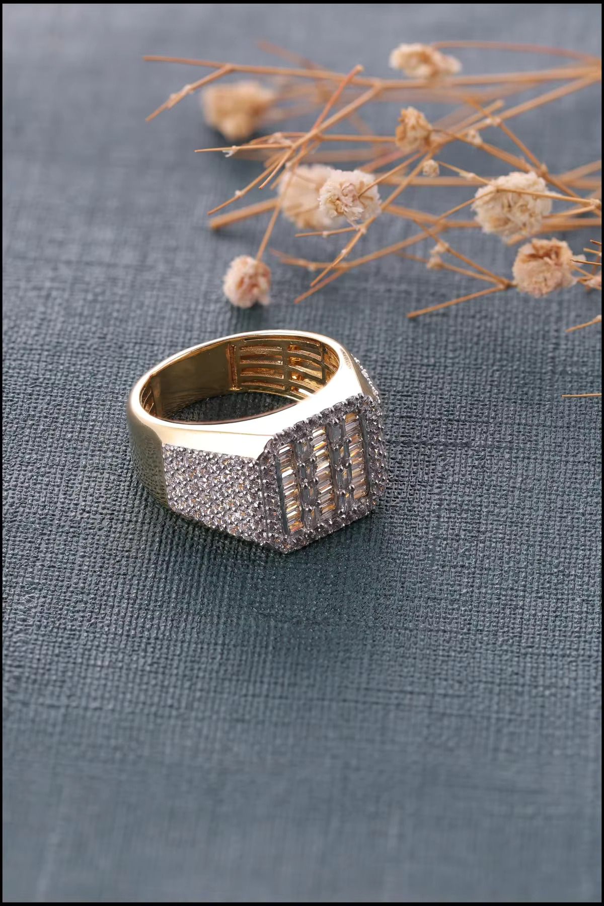 Luxury Hip Hop Moissanite Diamond Rings with Shiny Stones and Trendy Designs Perfect for Streetwear Jewelry