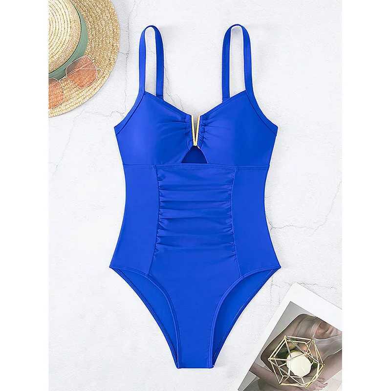 New solid one-piece swimsuit womens red swimsuit sexy deep V-neck swimsuit womens high-G swimsuitXJ250315