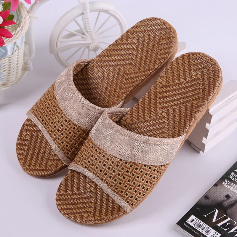 Mntrerm Summer Natural Bamboo Rattan Cane Grass Weaving Slippers Shoes Vine Grass Men Casual Slippers Non-slip Couples Slippers 250314