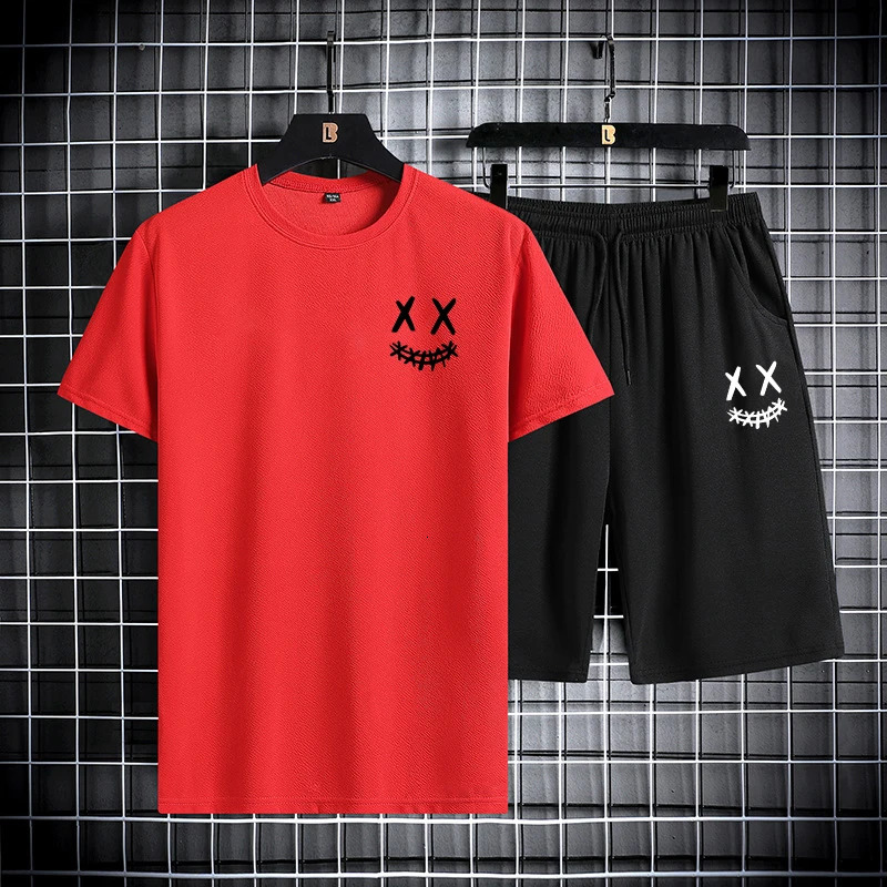 Smiling face mens summer sports suit round neck short sleeved T-shirt five quarter shorts slim fit fashion two-piece set 250310