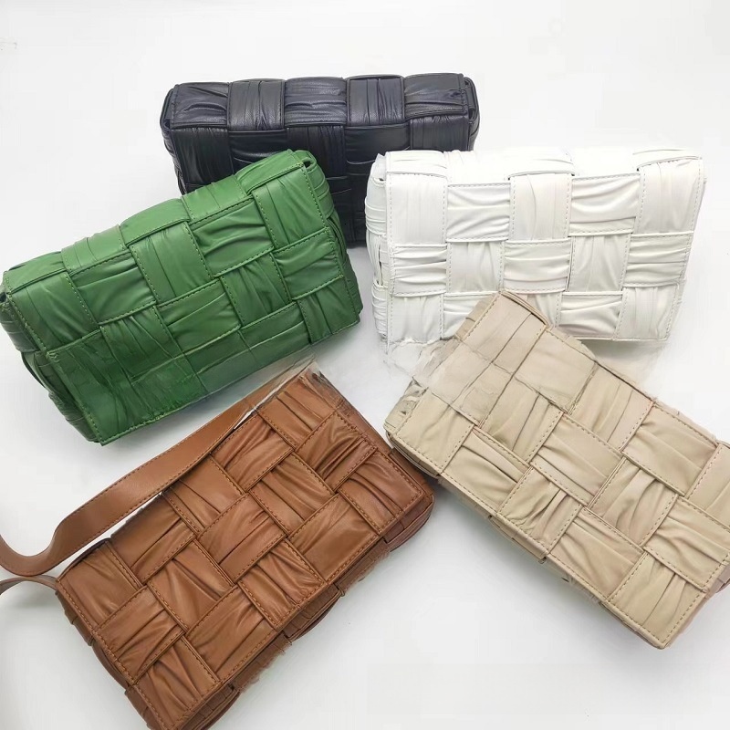 Knitted Pillow Pleated Fashionable Tofu 2023 New Single Shoulder Crossbody Bag, Women's Bag