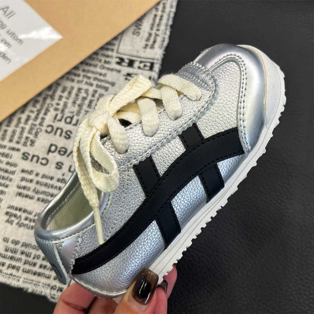 Athletic Outdoor Childrens Forrest Gump Shoes 2025 Autumn Edition Childrens Shoes Girls Sports Shoes Childrens Silver Board Shoes Mens Baby Soft BottY
