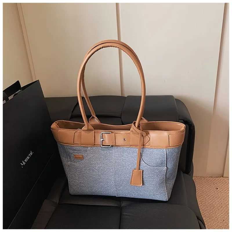 High end minimalist retro leather cross body bag suitable for womens fashionable texture designer handbags elegant party commuting handbags Y250315
