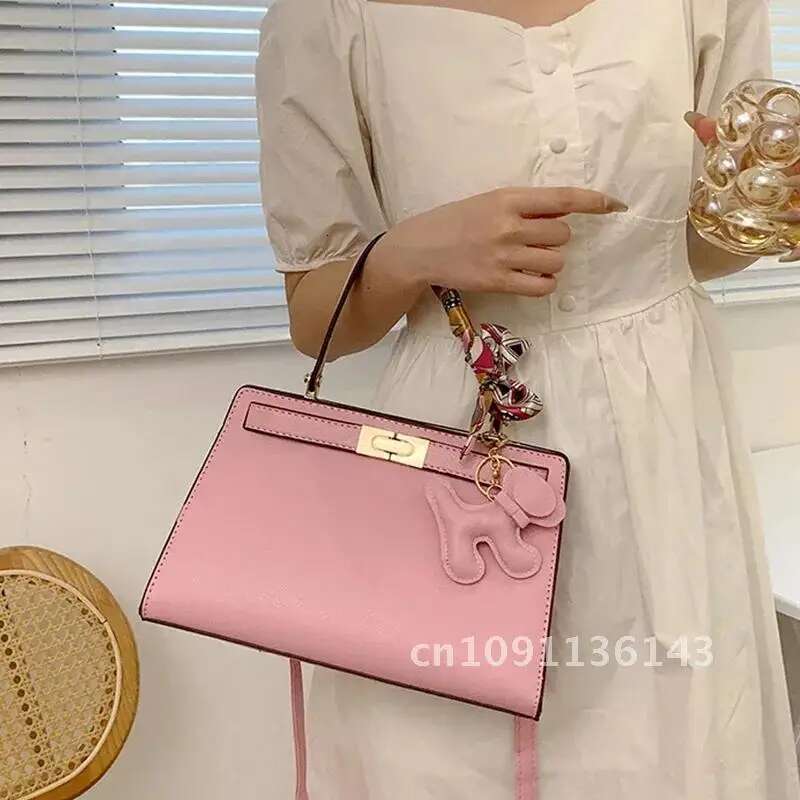 New Year Genuine Women's Handbag Senior Leather Quality Shoulder Office Ladies High Designer Bag Crossbody