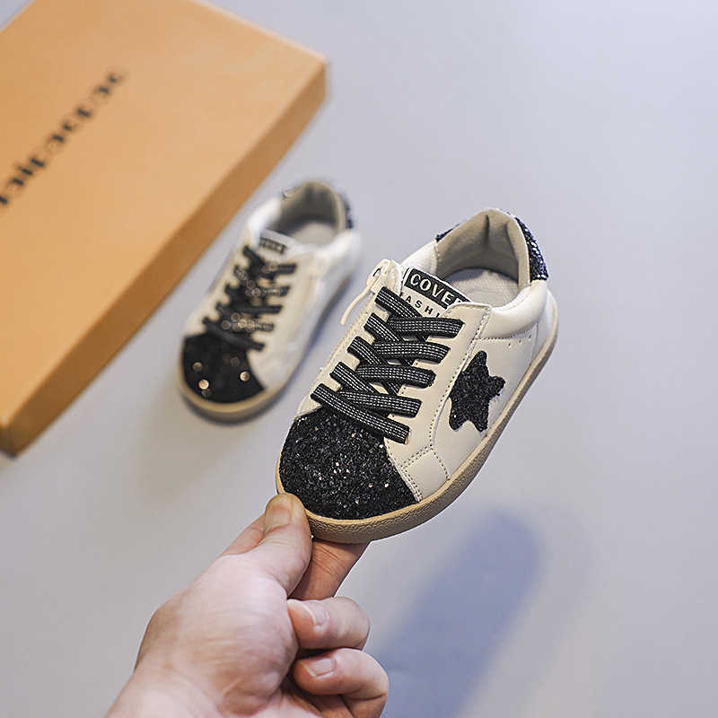 Athletic Outdoor Korean version of new baby board shoes fashionable girls walking shoes boys soft soled non slip single shoes star shoes glitter child