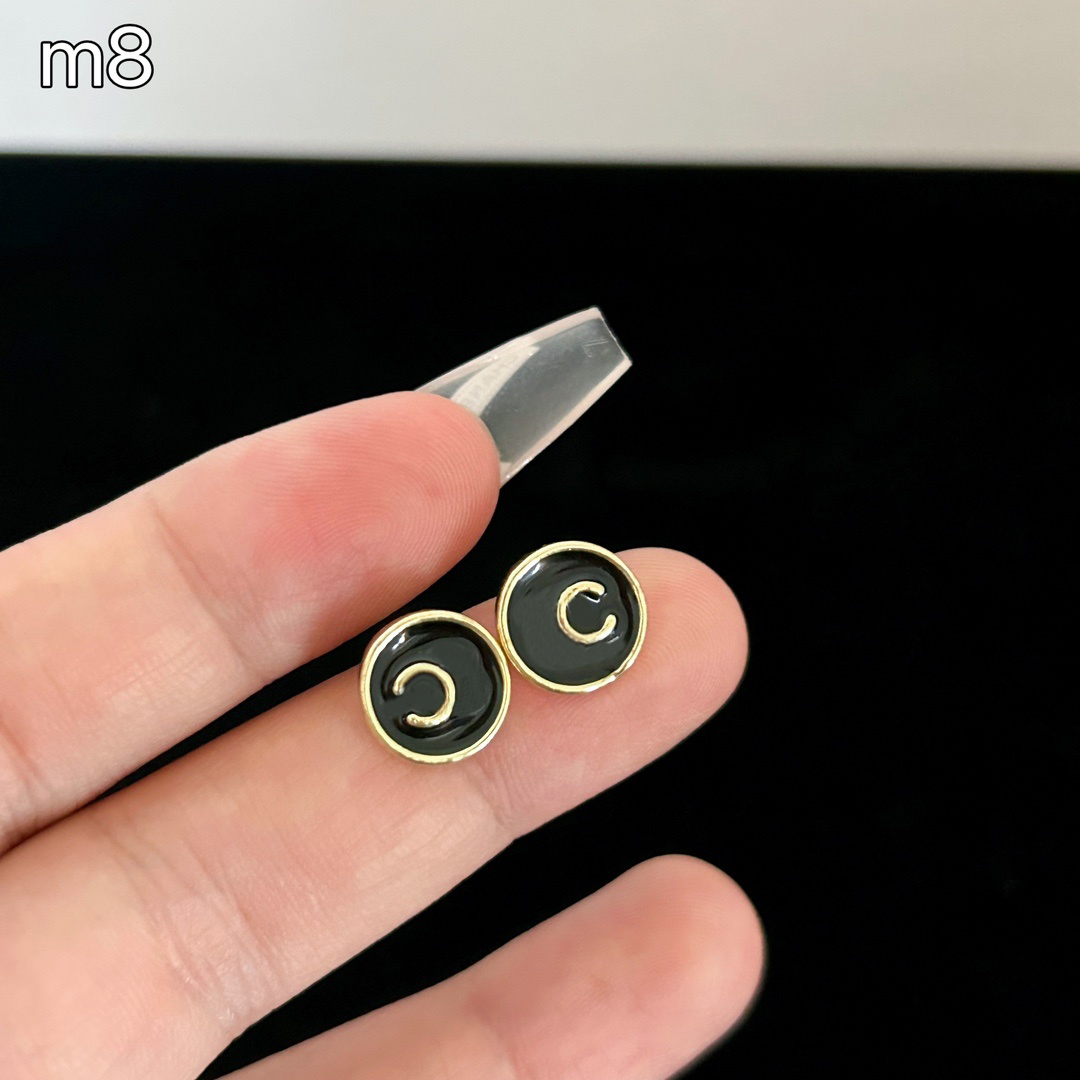 New Charm Stud Earrings Black Luxury Crystal Metal Dangle Earrings Fashion Girl Love Gift Jewelry 18K Gold Plated Womens Drop Earrings