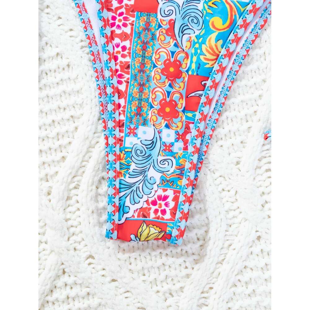 Colorful printed bikini set for women, sexy string, triangle bra, 2-piece swimsuit, straps, bare back, beach, holiday, swimsuits, 2024