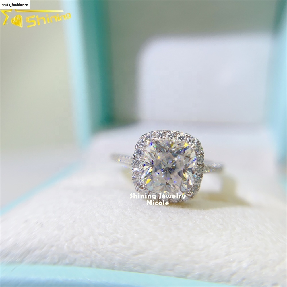 Pass Diamond Tester Luxury Halo Design 2.5CT 18K Solid Gold Cushion Cut Moissanite Ring for Women