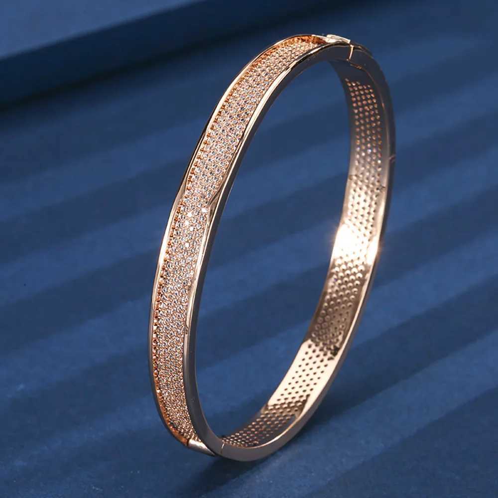 Classic Retro Womens Wedding Bracelet High Caen Diamond Bracelet Cocktail Party Exquisite Jewelry La Birtay Gift WholesaleXJ250315