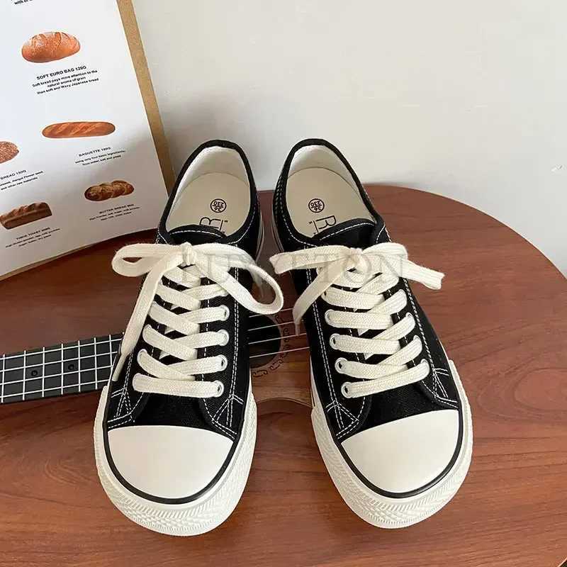 Womens canvas shoes womens fashionable summer casual sports shoes student casual shoes high-end womens vulcanized shoes Y250315