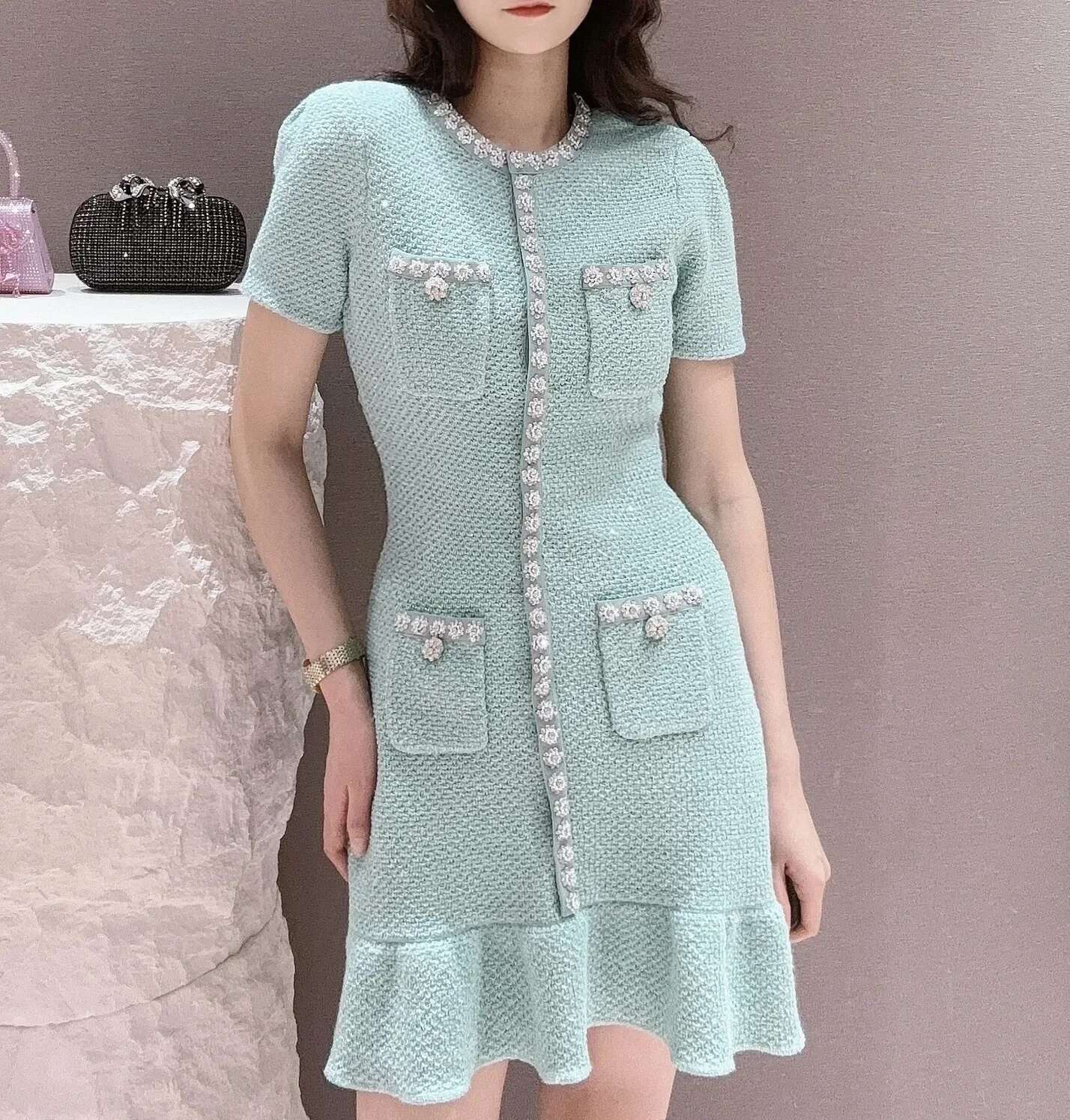 Women's Green Short Sleeve Round Neck Mini Dia Slim Fit Office Ladies Elegant Dress