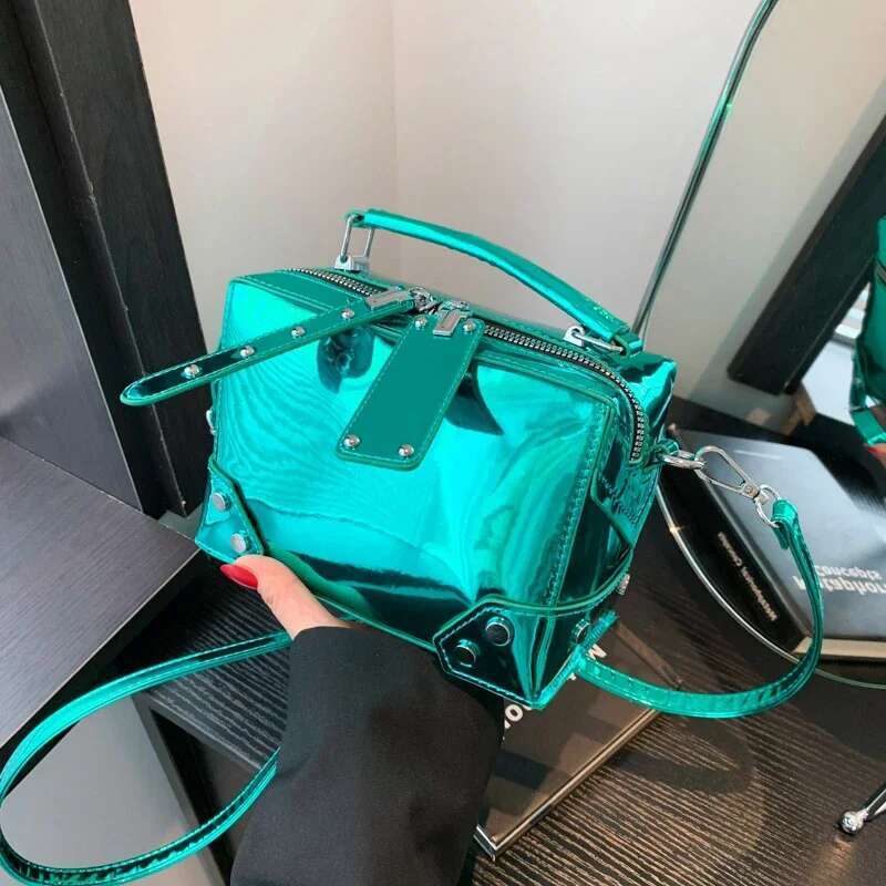 2025 New Metal High Gloss Mirror Motorcycle Style Handheld Makeup Box Designer Fashionable Multi functional Women's Single Shoulder Crossbody Bag