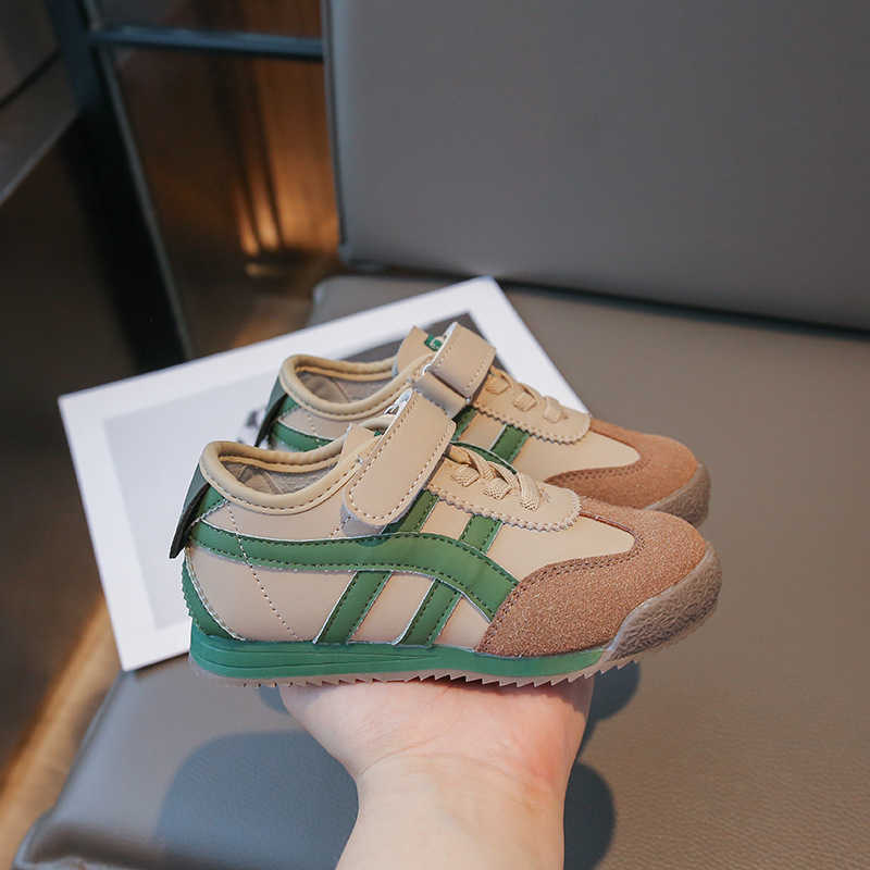 Athletic Outdoor Childrens soft leather casual shoes 2025 Spring and Autumn new item lightweight casual sports shoes for boys and girls board shoes st