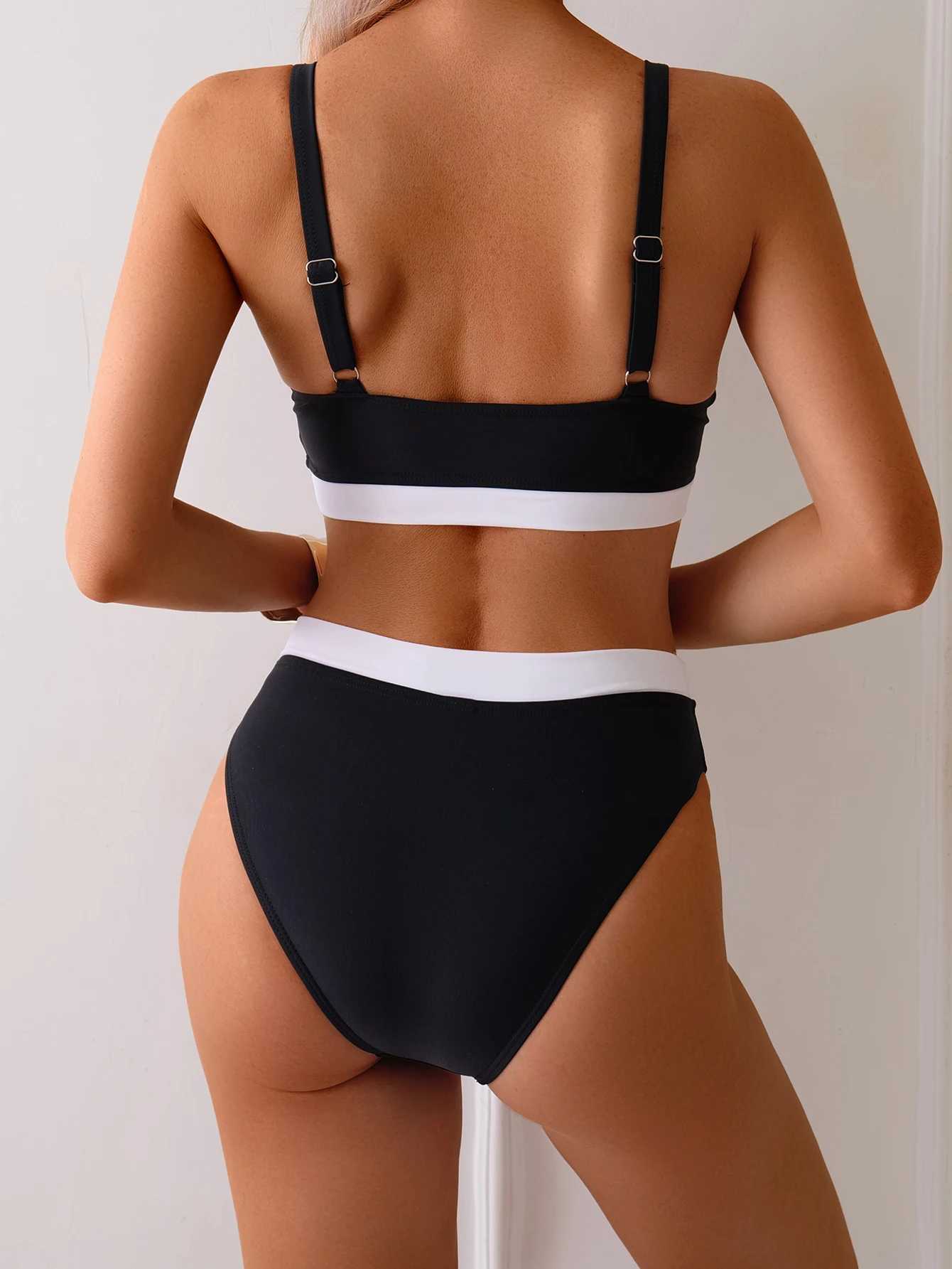 2025 Roman and American New Fashion Swimsuit Solid Color Black and White Splicing Swimsuit Sexy Cross disciplinary Womens WearXJ250315