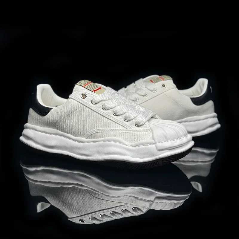 Breathable dissolving shoes for couples canvas shell toe shoes new little white shoes Y250315