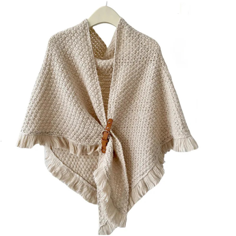 Autumn and winter warm leather buckle cape knitted cape Korean version of the fashion triangle network red buckle scarf 250314