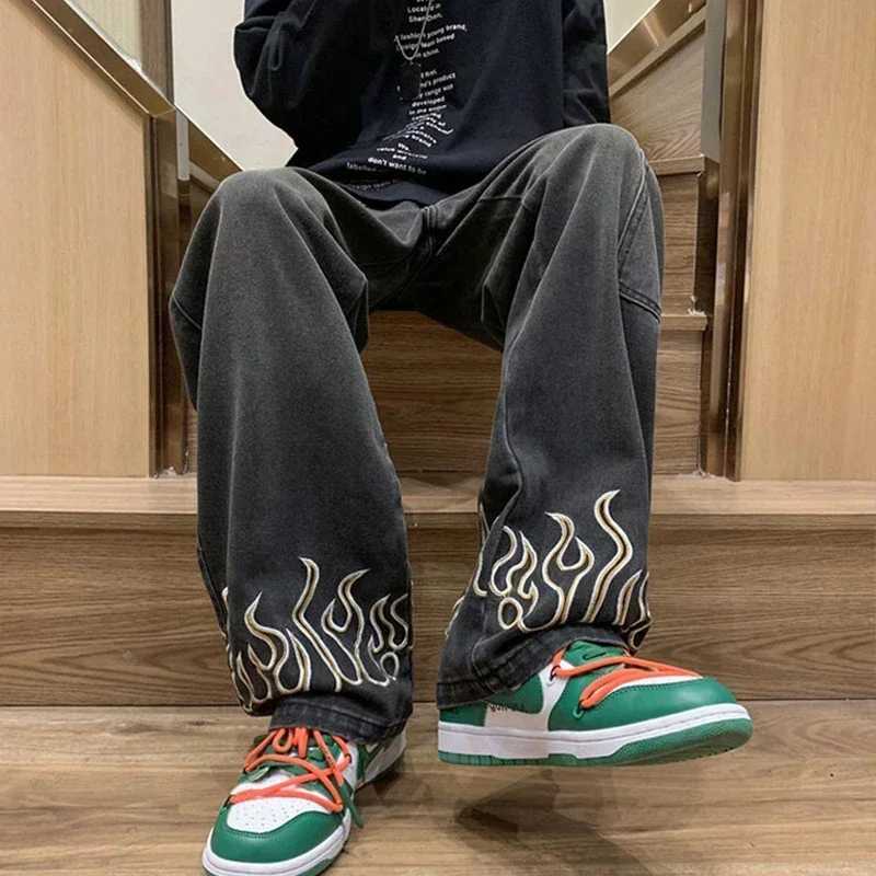 2024 New Embroidery Mens Jeans Neutral Wide Fashion Denim Trousers Baggy Straight Denim Youth Casual Hip Hop PantsT250319